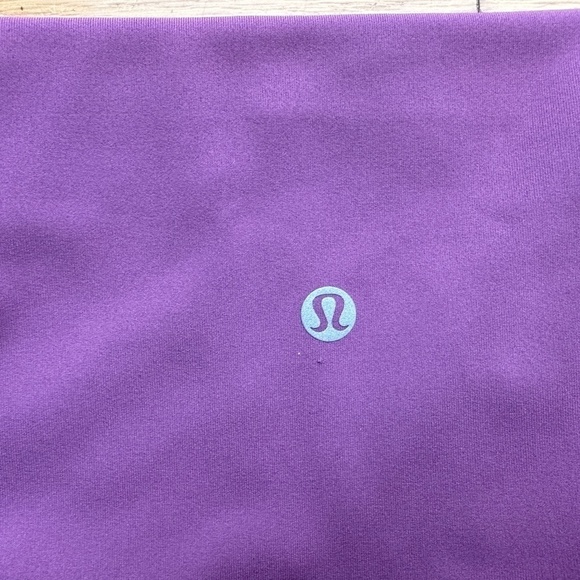 Lululemon Wunder Under Crop II Roll Down Scallop Full On Luxtreme 24" Sz 8? - Picture 8 of 10